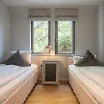Apartmán Niiloen Alemboeoeg *